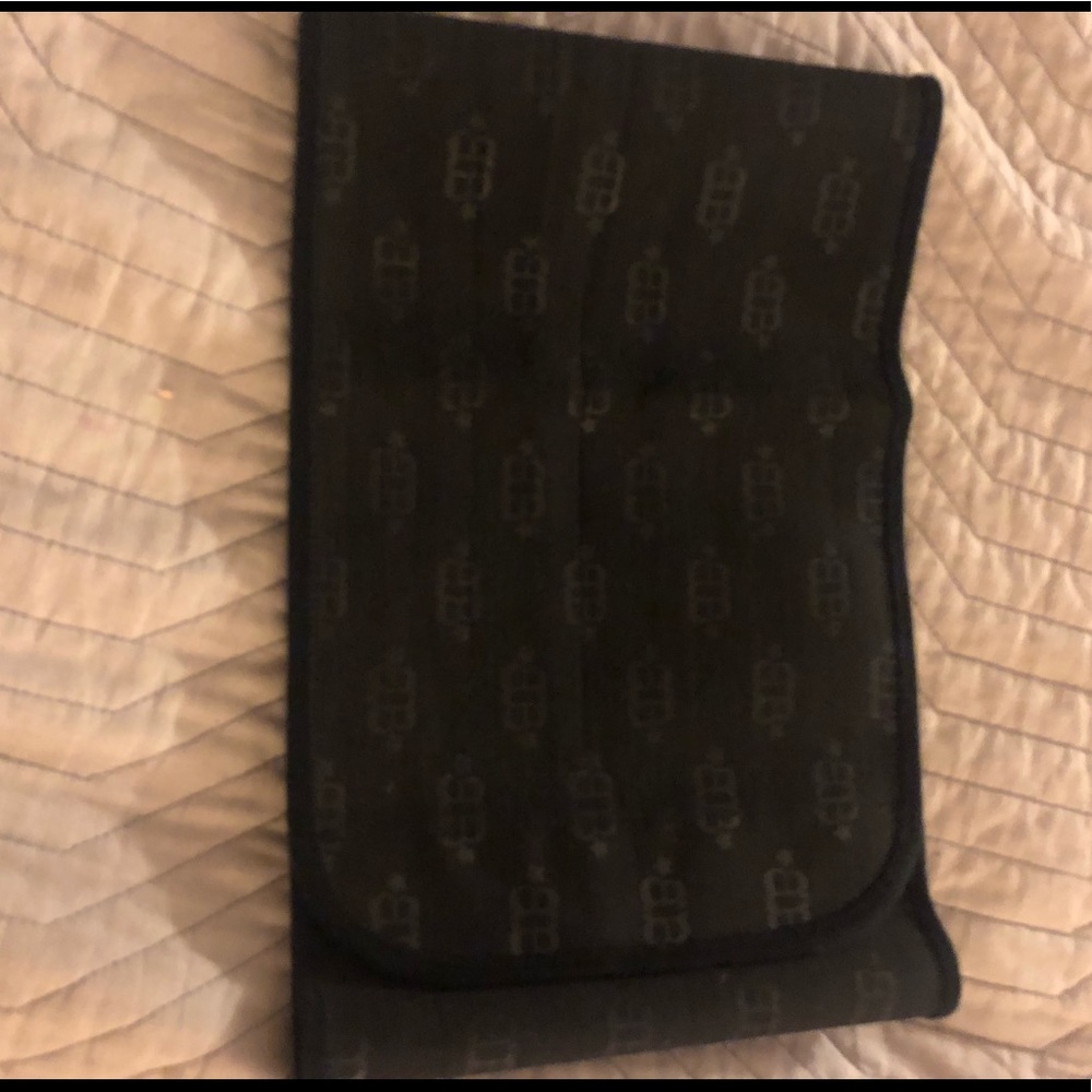 Belly bandit tummy band.